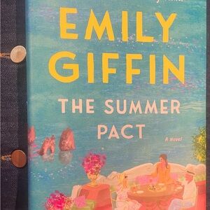 The summer pact by Emily Giffin hardcover